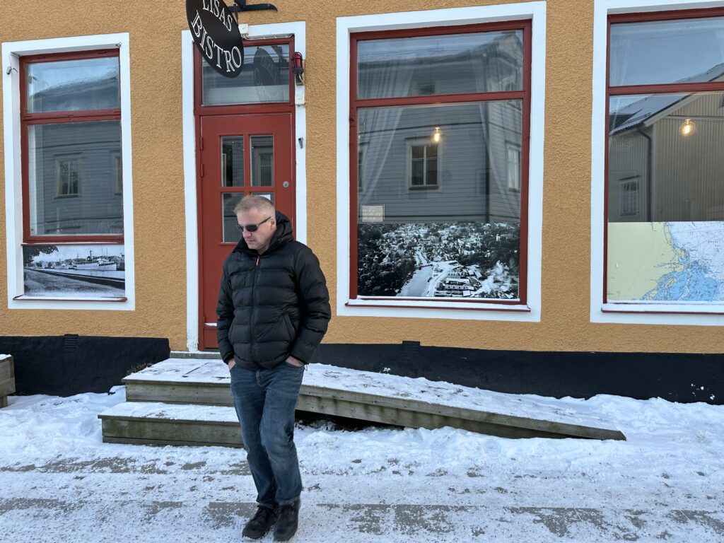 our sulking director of the short film